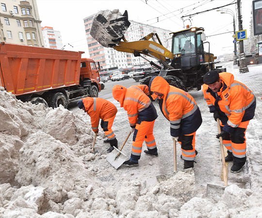 Уборка снега в Ачинске и  Красноярском крае